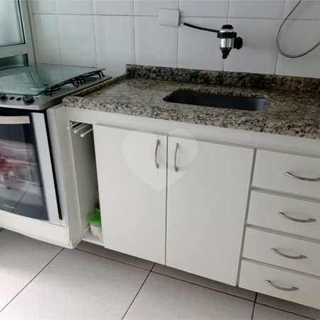 Apartamento à venda com 3 quartos, sendo 1 suíte, em Jardim das Laranjeiras, São Paulo, SP