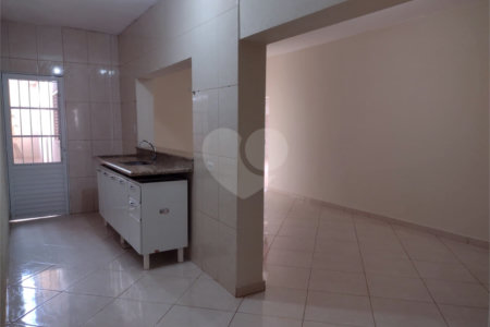 Casa à venda com 2 quartos, sendo 1 suíte, em Santa Eudóxia, São Carlos, SP
