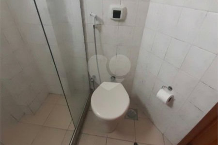 Apartamento à venda com 3 quartos, sendo 1 suíte,  em Lagoa, Rio de Janeiro, RJ