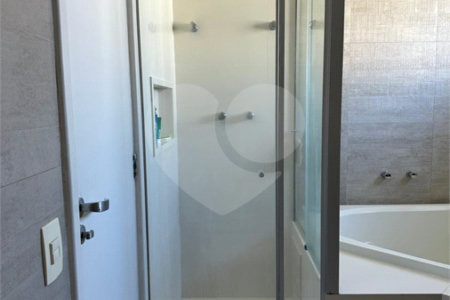 Apartamento à venda com 3 suítes em Vila Suzana, São Paulo, SP