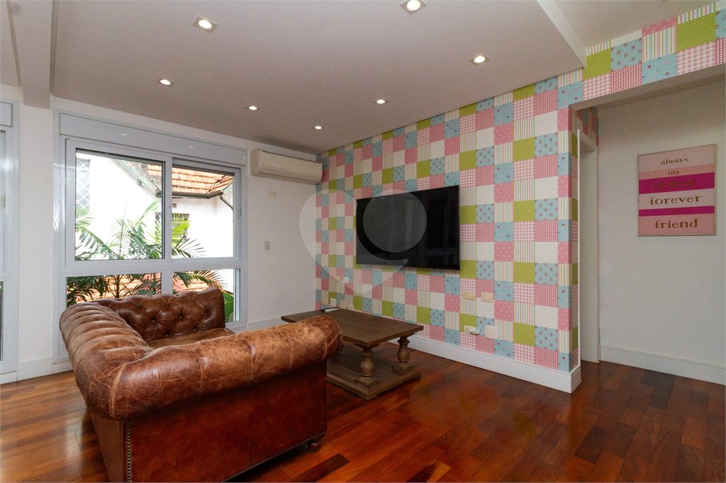 Casa à venda ou para alugar com 4 suítes em Jardim América, São Paulo, SP