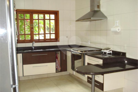 Casa à venda com 3 suítes no condomínio Fazenda Imperial, Sorocaba - SP