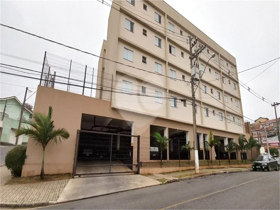 Apartamento à venda com 2 quartos em Jardim Maria Trindade, São Roque, SP