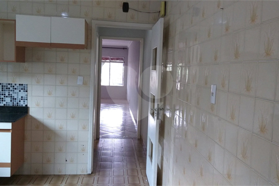 Sobrado à venda com 3 quartos em Água Fria, São Paulo, SP