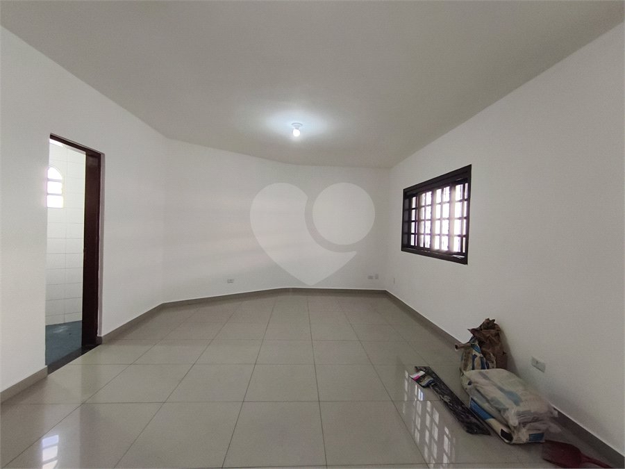 Sobrado à venda com 3 quartos, sendo 1 suíte, em Cupecê, São Paulo, SP