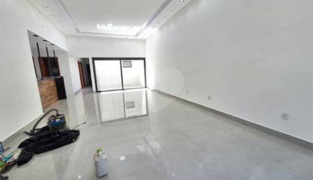 Casa à venda com 3 quartos, sendo 1 suíte,  em João Xxiii, Vinhedo, SP