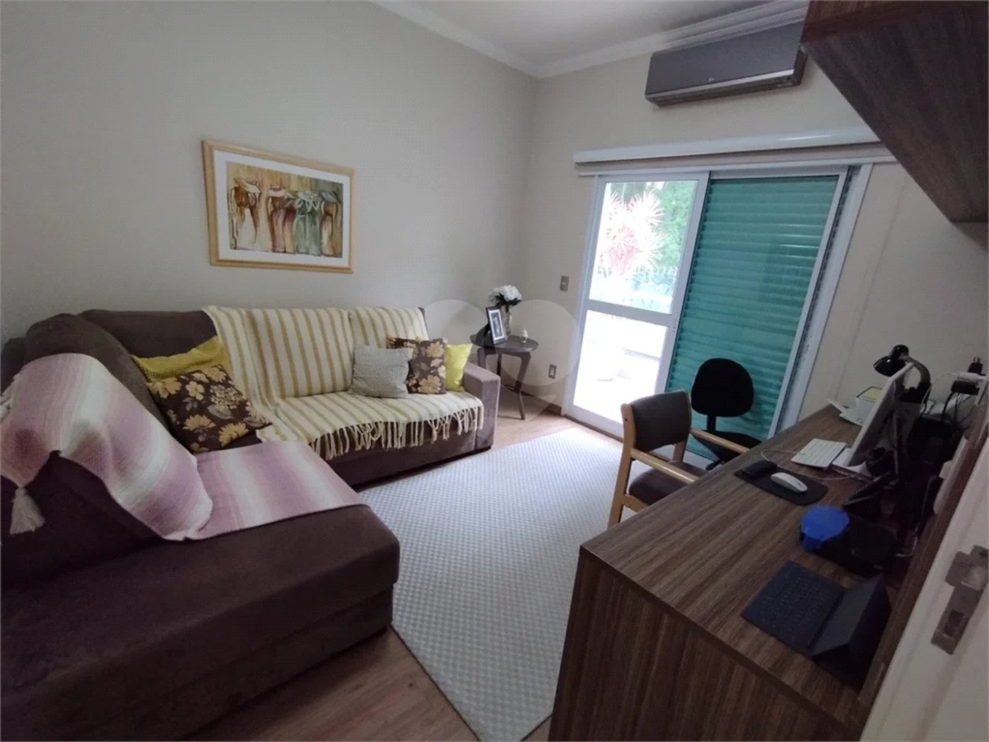 Casa à venda com 5 quartos, sendo 3 suítes, no condomínio Ibiaram 1, Itupeva - SP