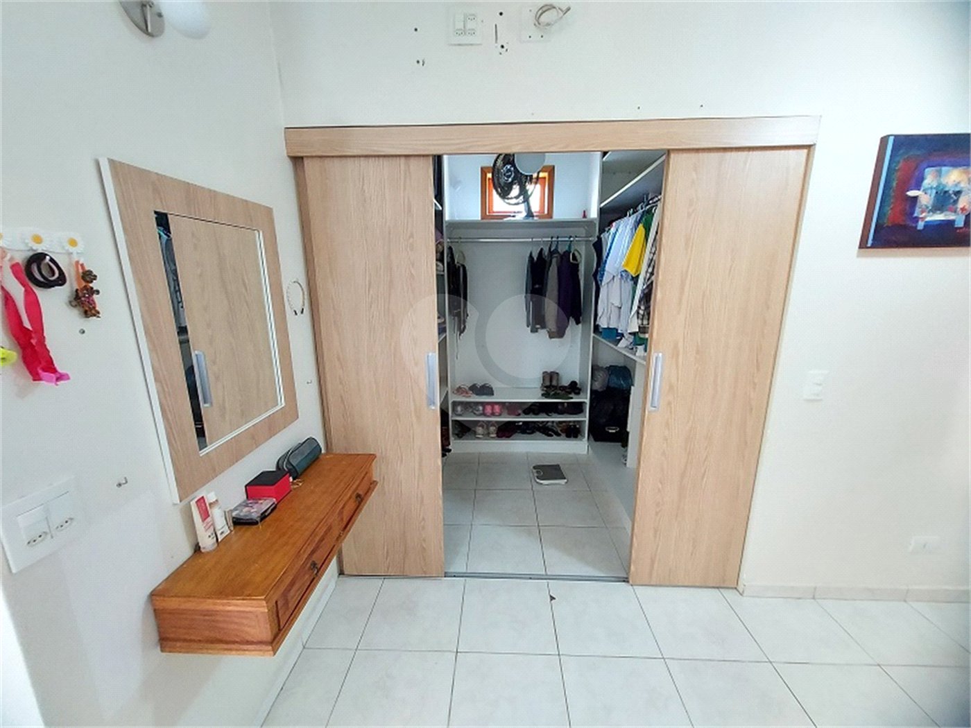 Casa à venda com 4 quartos, sendo 1 suíte, no Centro, Ibiúna, SP