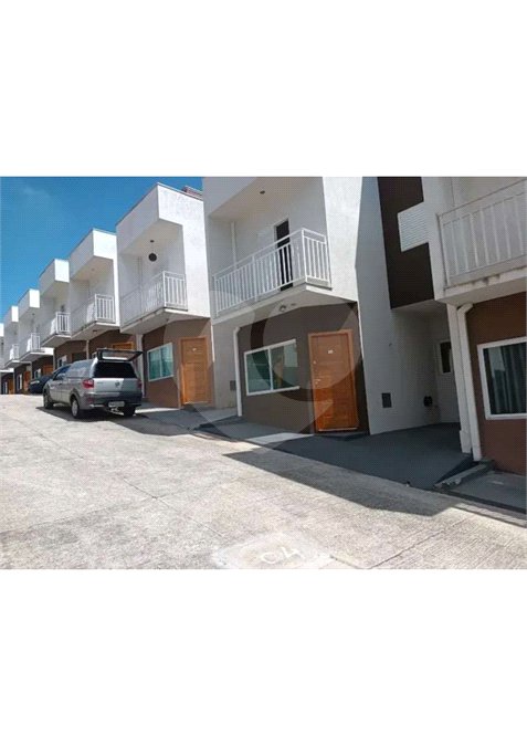 Casa à venda com 2 quartos no condomínio Residencial Monaco, Mogi das Cruzes - SP