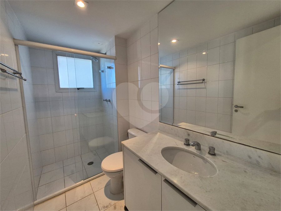 Apartamento à venda com 3 quartos, sendo 1 suíte,  em Jardim Olympia, São Paulo, SP