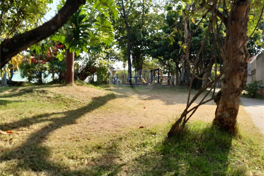 Casa Térrea à venda com 4 quartos em Campo Limpo, São Paulo, SP
