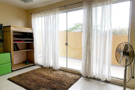 Chácara à venda com 3 quartos, sendo 1 suíte,  em Jardim Estância Brasil, Atibaia, SP