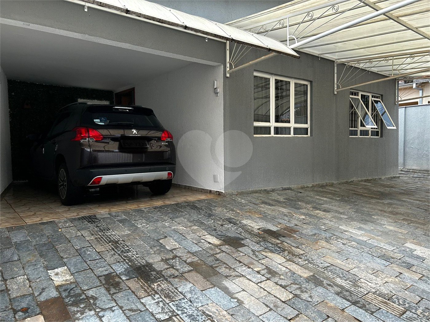 Casa à venda com 4 quartos em Jardim das Estações (vila Xavier), Araraquara, SP