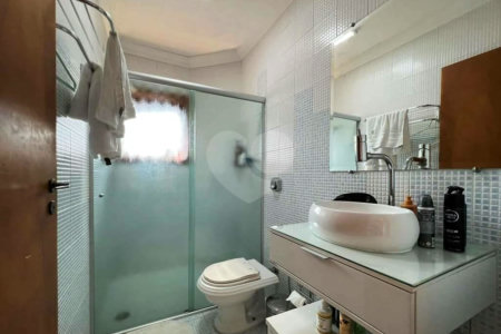 Casa à venda com 4 quartos, sendo 3 suítes, em Jardim Passárgada I, Cotia, SP