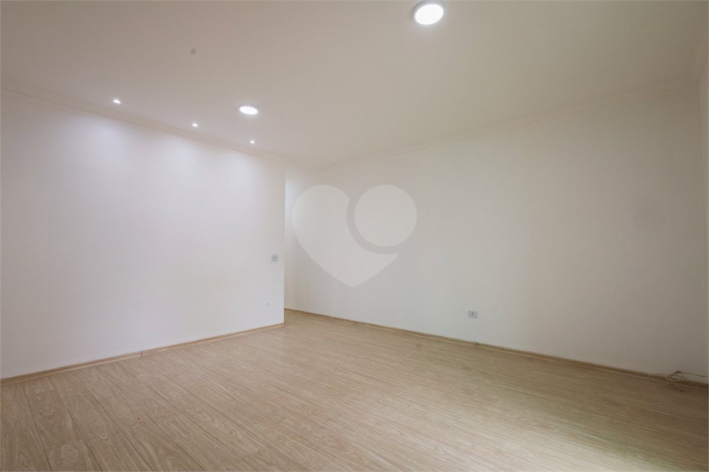 Casa à venda com 3 quartos, sendo 2 suítes, em Jardim Santa Cecília, Guarulhos, SP