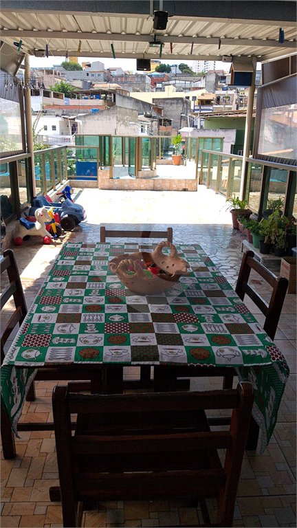 Sobrado à venda com 4 quartos, sendo 2 suítes, em Parque Edu Chaves, São Paulo, SP