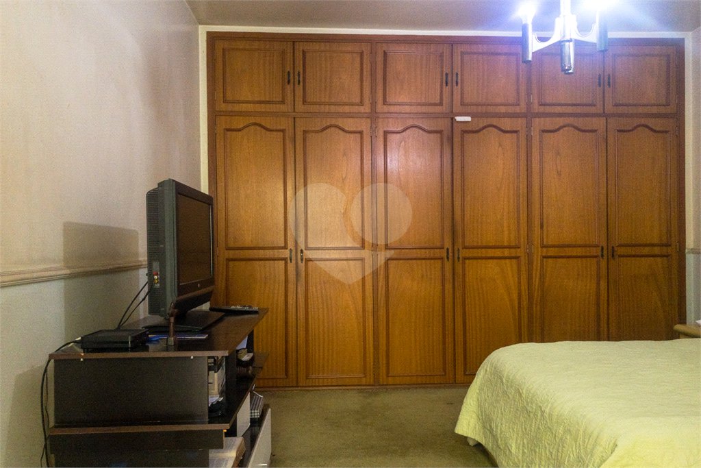 Casa à venda com 3 quartos, sendo 2 suítes, em Granja Julieta, São Paulo, SP