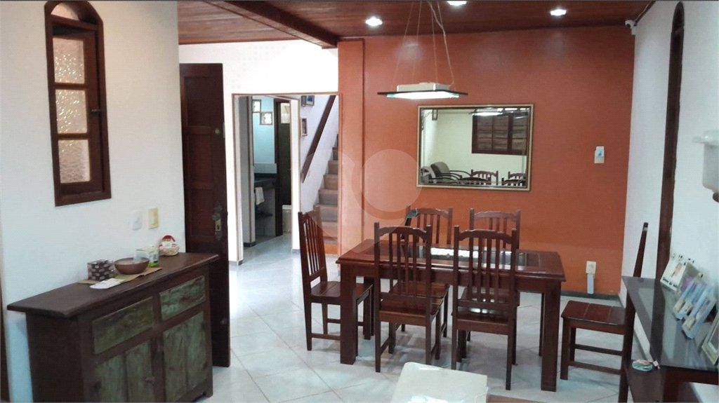 Casa à venda com 4 quartos, sendo 2 suítes, em Albatroz, Armação dos Búzios, RJ