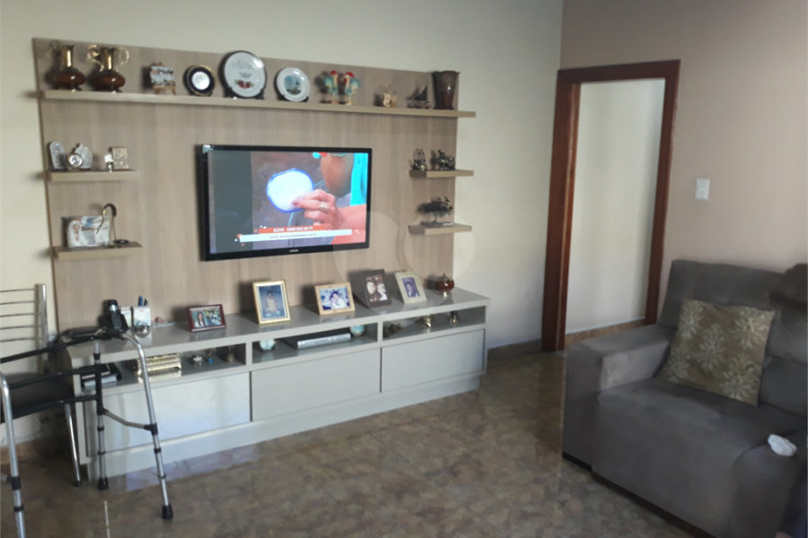 Casa à venda com 3 quartos, sendo 1 suíte, em Jaçanã, São Paulo, SP