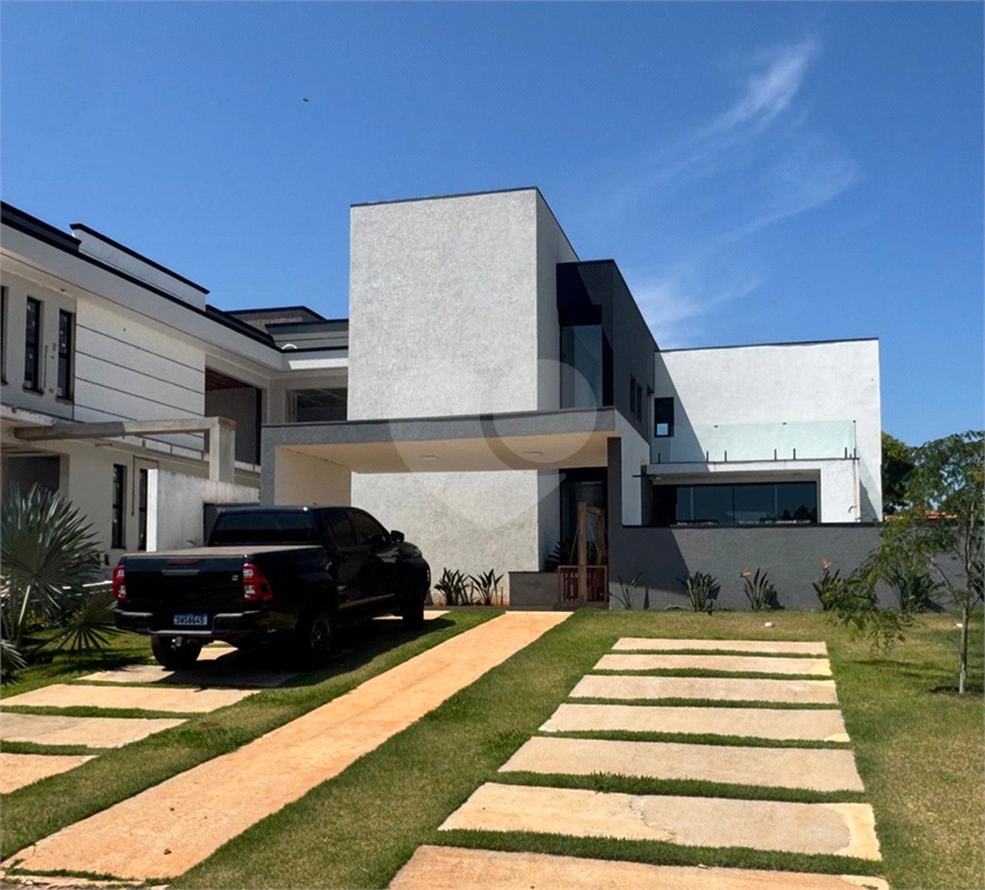 Casa à venda com 5 suítes no condomínio Riviera Santa Cristina Iii, Itaí - SP