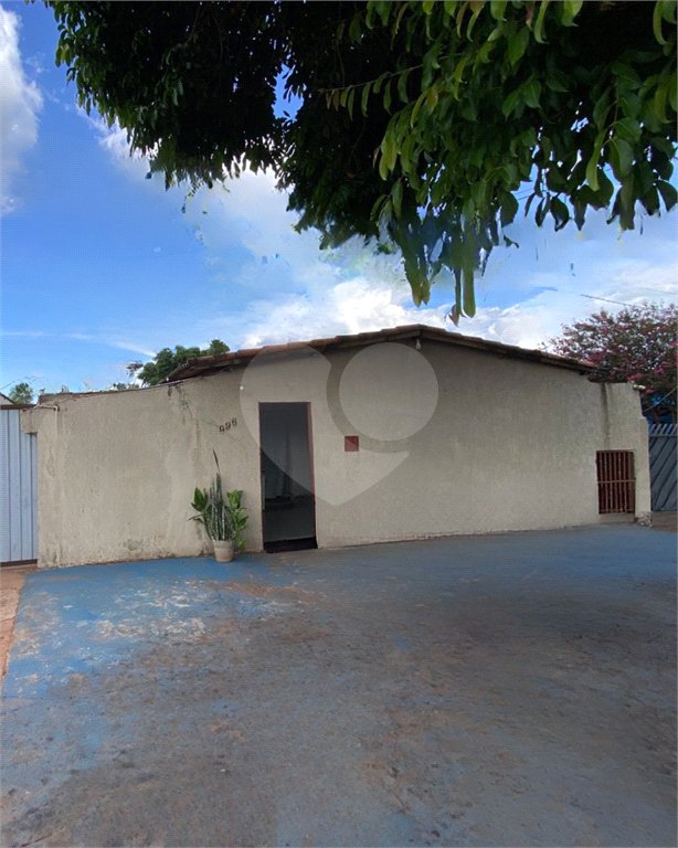 Casa à venda com 3 quartos em Vila Aquidabam, Ponta Porã, MS