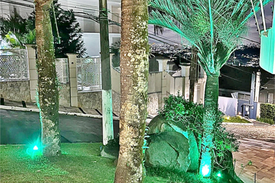 Casa à venda com 4 suítes no condomínio Residencial Jd. Ibiratiba, São Paulo - SP