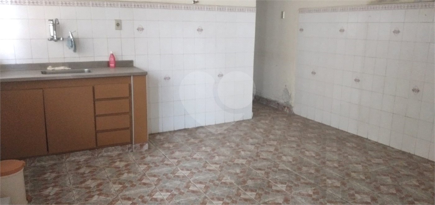 Sobrado à venda com 5 quartos em Jardim Japão, São Paulo, SP