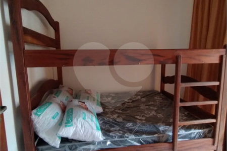 Casa à venda com 2 suítes, no condomínio Residencial Vitória Régia, Bertioga - SP