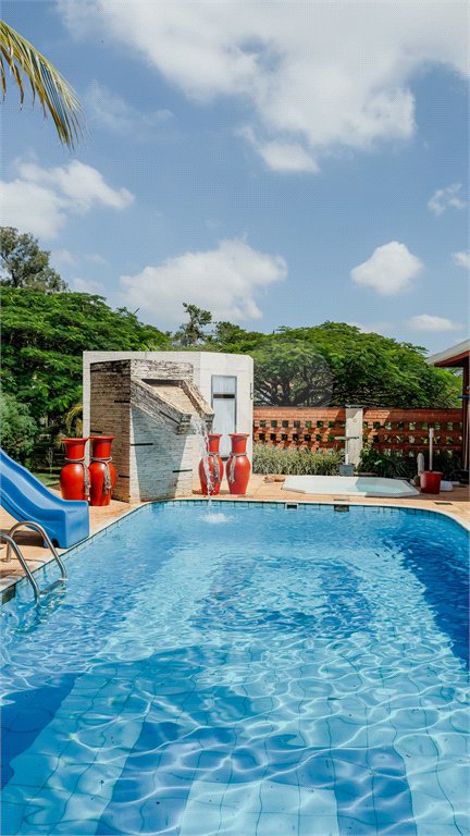 Casa à venda com 4 suítes no condomínio Monte Belo, Salto - SP