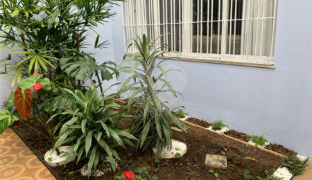 Sobrado à venda com 3 quartos, sendo 1 suíte,  em Santo Amaro, São Paulo, SP