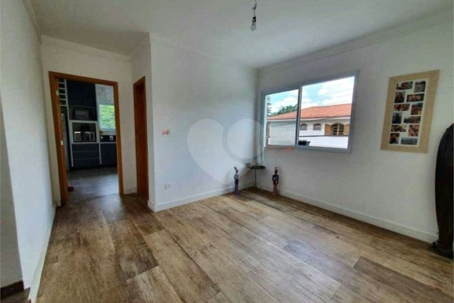 Sobrado à venda com 4 quartos, sendo 3 suítes, em Tremembé, São Paulo, SP