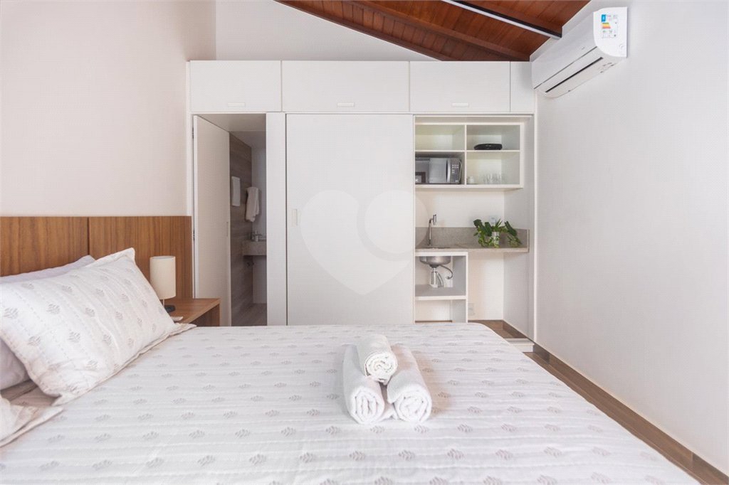Casa à venda com 5 quartos, sendo 3 suítes, em Geribá, Armação dos Búzios, RJ