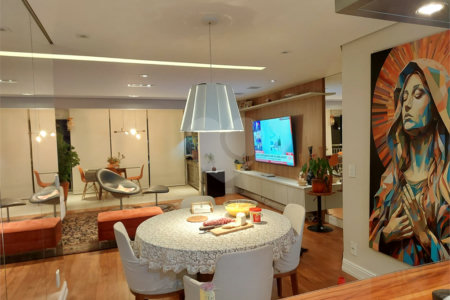 Apartamento à venda com 2 suítes em Vila Andrade, São Paulo, SP