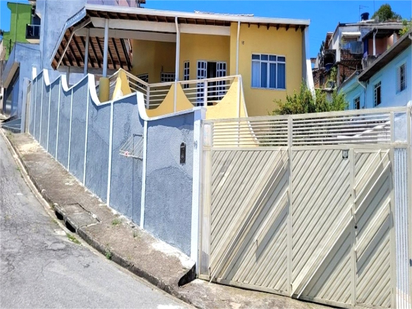 Casa à venda com 3 quartos, sendo 1 suíte, em Jardim Rodeio, Mogi das Cruzes, SP