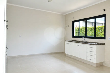 Casa assobradada à venda no Jardim Panorama – Vinhedo/SP