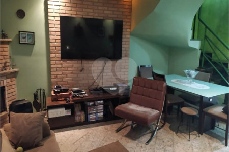 Sobrado à venda com 3 quartos, sendo 1 suíte, em Santa Teresinha, São Paulo, SP