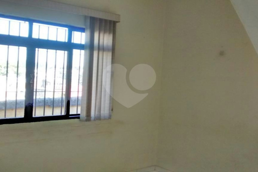 Sobrado à venda com 3 quartos, sendo 1 suíte, em Tremembé, São Paulo, SP