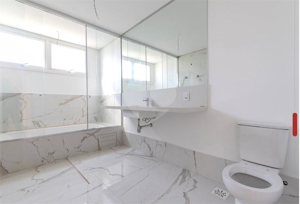 Casa à venda com 4 suítes no condomínio Porto Fino, São Paulo - SP