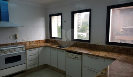 Apartamento à venda com 4 quartos, sendo 2 suítes,  em Vila Suzana, São Paulo, SP