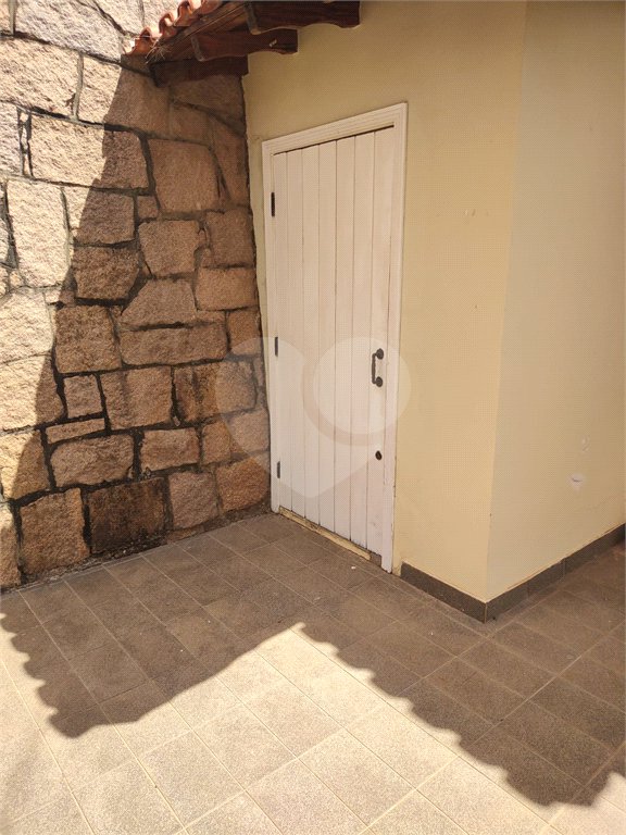 Casa à venda com 4 suítes no condomínio Estância Marambaia, Vinhedo - SP