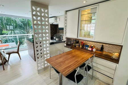 Apartamento à venda com 3 suítes em Vila Mariana, São Paulo, SP