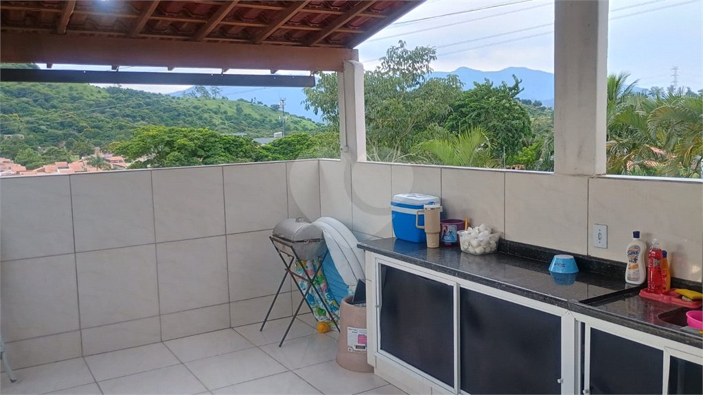 Villagio à venda com 3 quartos em Senador Vasconcelos, Rio de Janeiro, RJ