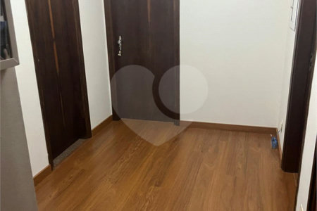 Casa à venda com 3 quartos, sendo 1 suíte,  em Chácara São João, São Carlos, SP