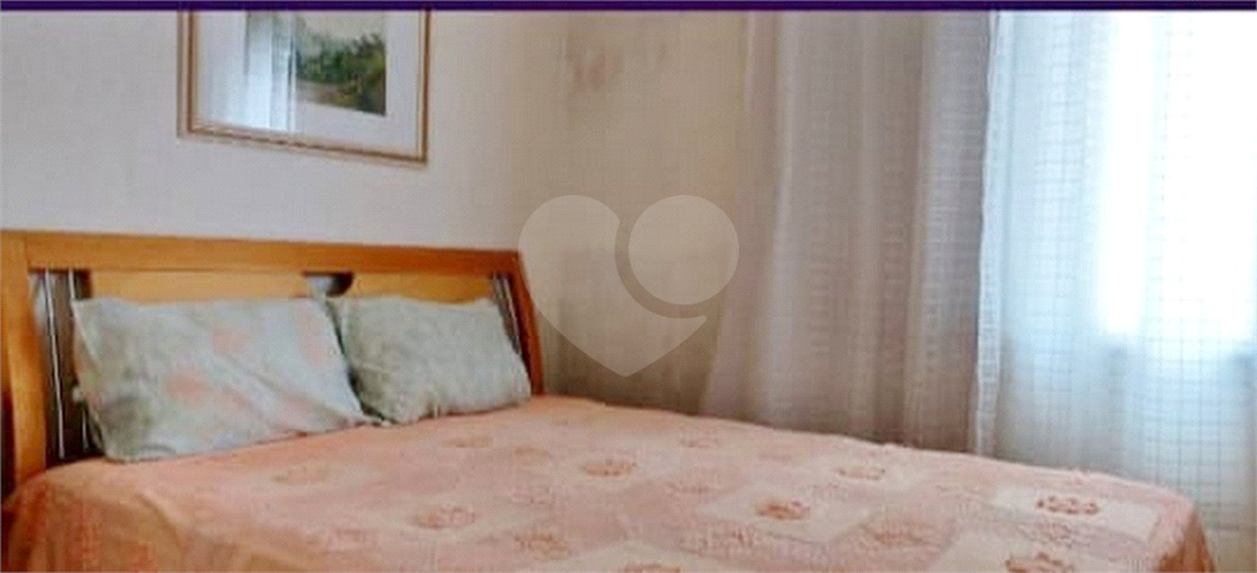 Apartamento à venda com 3 quartos, sendo 1 suíte,  em Vila Vermelha, São Paulo, SP