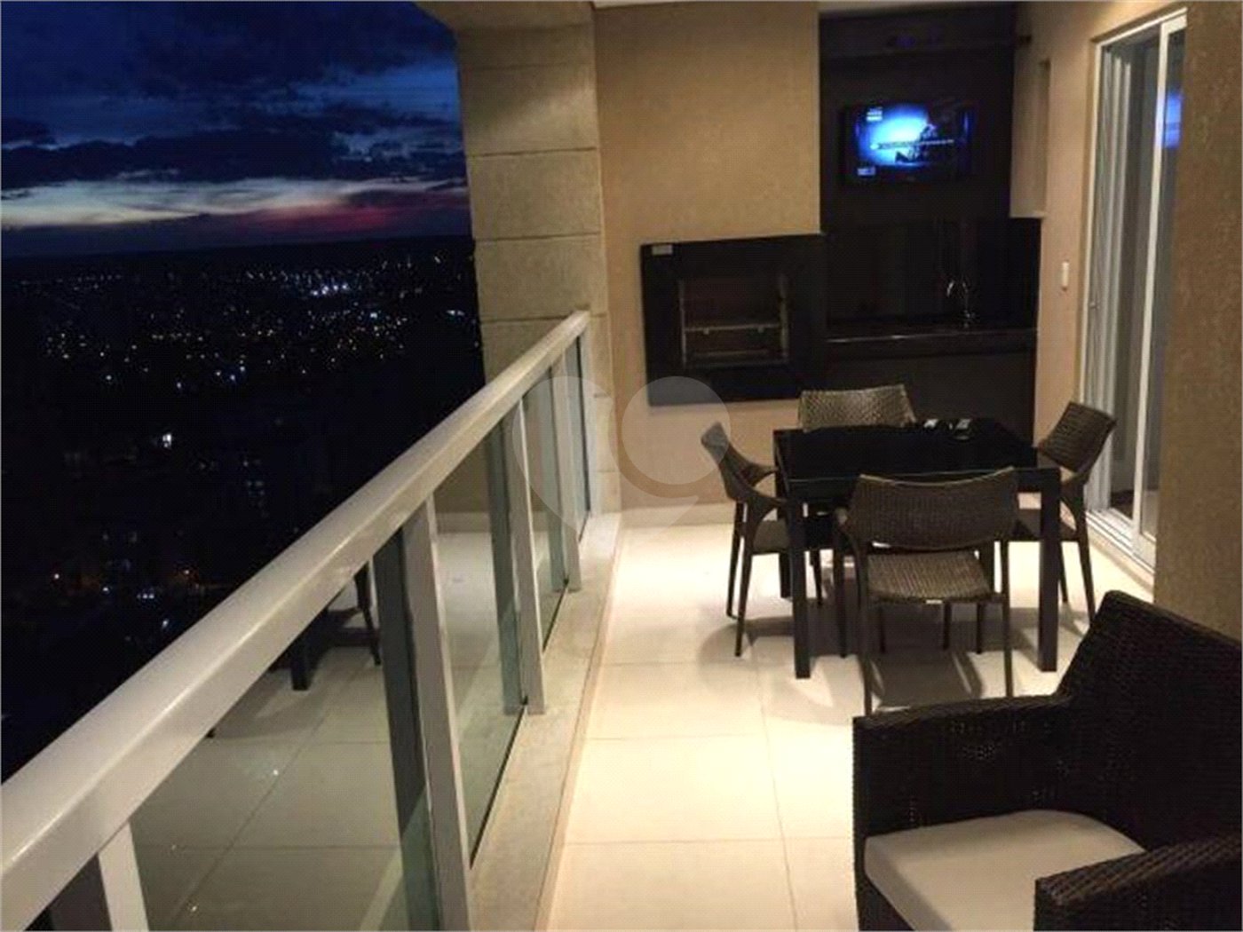 Apartamento à venda com 2 suítes em Cidade Nova I, Indaiatuba, SP
