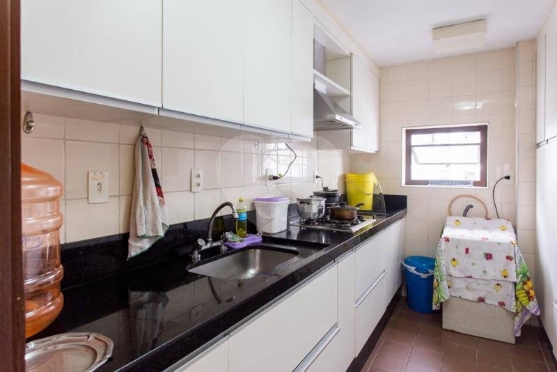 Apartamento à venda com 2 quartos, sendo 1 suíte, em Moema, São Paulo, SP