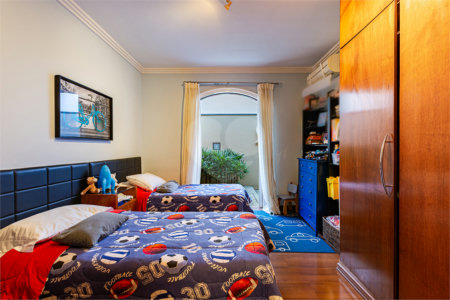 Casa Térrea à venda com 3 quartos, sendo 1 suíte, em Alto de Pinheiros, São Paulo, SP