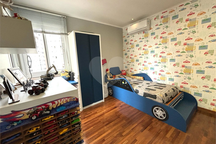Apartamento à venda com 4 quartos, sendo 3 suítes, em Santana, São Paulo, SP