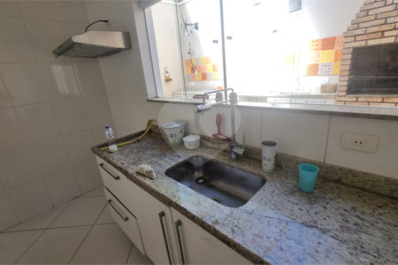 Sobrado à venda com 3 quartos, sendo 1 suíte, em Vila Libanesa, São Paulo, SP