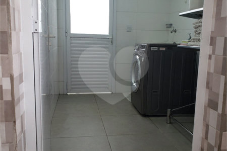 Casa à venda com 3 suítes no condomínio Residencial Veredas, Mogi das Cruzes - SP